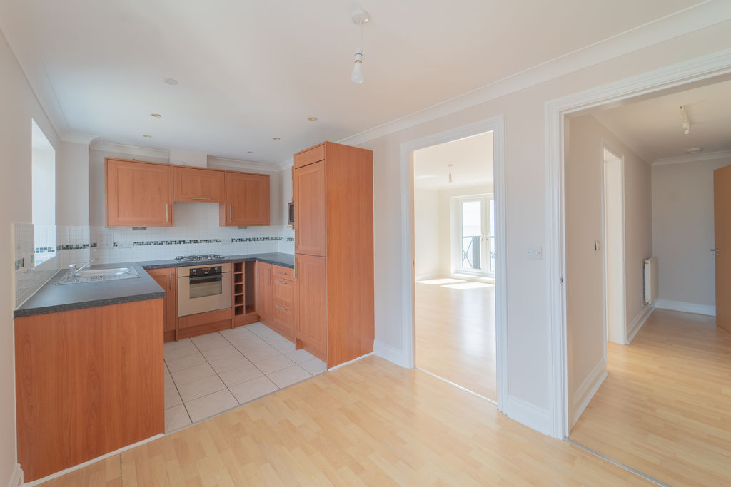 Kitchen- click for photo gallery